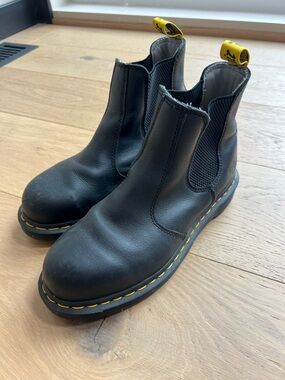 Dr. Martens Chelsea Boots